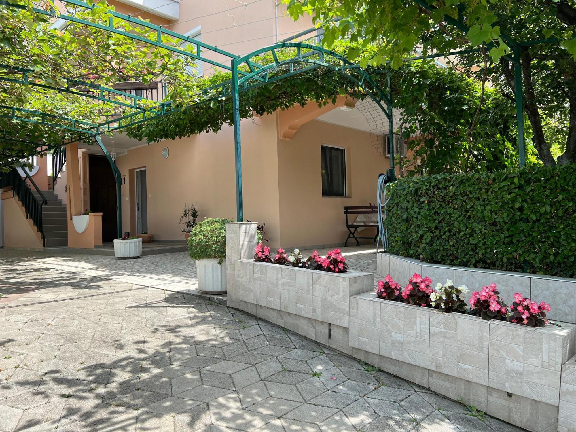 Apartman Ahmicic Crikvenica Exterior foto